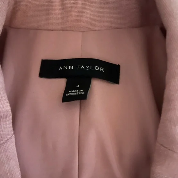 Ann Taylor Blush Pink Suit (Curvy Fit) - Picture 6 of 7